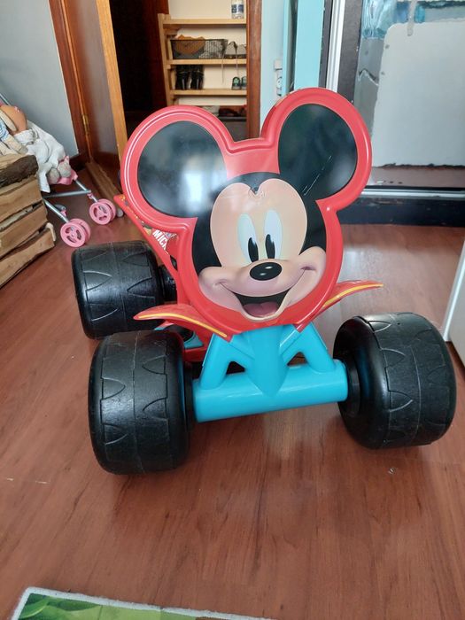 Mini moto quatro criança