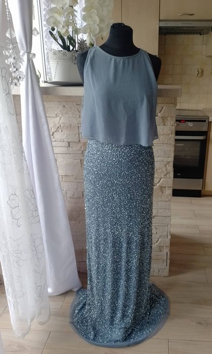 Sukienka maxi glamour zdobiona cekinami