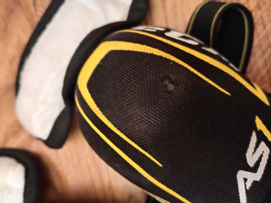 Дітячі хокейні нагрудники та налокітники CCM Tacks AS1