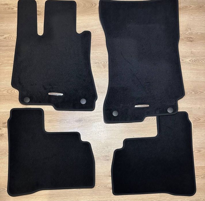 НОВІ Оригінальні килимки Mercedes-Benz E-Class W213