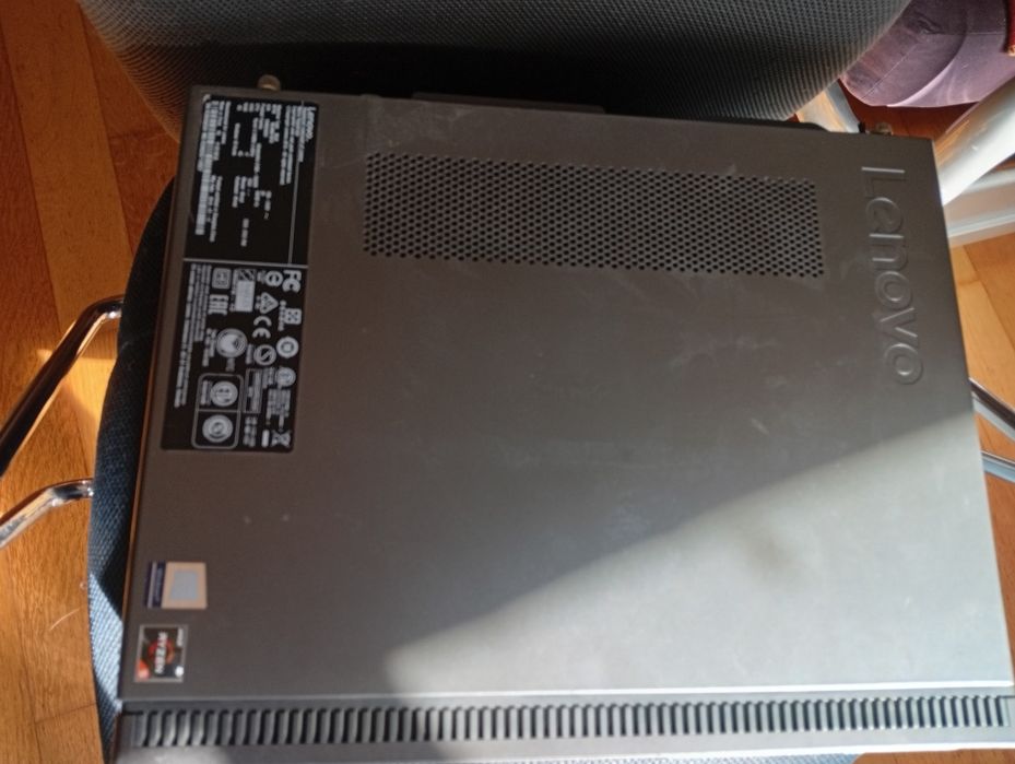 Lenovo Ideacentre Ryzen5 2400G 
Processador AMD Ryzen5  2400G