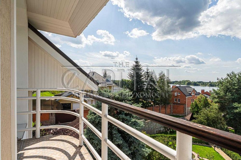 Продам Дом Бортничи выход к воде Генератор Газ Гараж Премиум ремонт