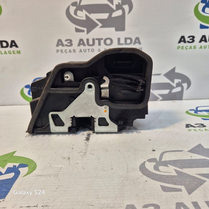 Fecho da porta trás esquerda BMW F20