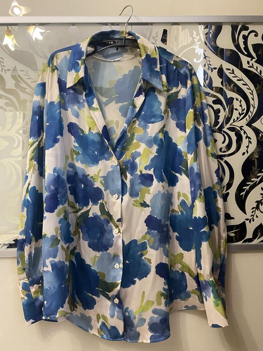 Блузи Zara розмір s