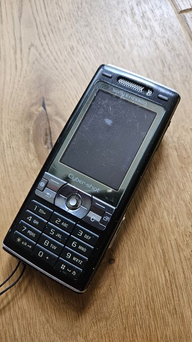 Telefon komórkowy sprawny Sony Ericsson K800i