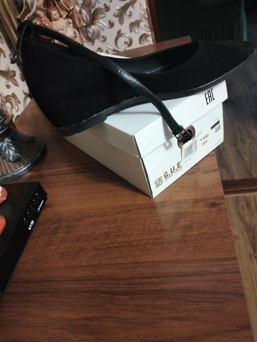 Туфлі замшеві жіночі розмір 39