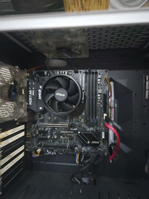 Ryzen 5 3600x + motherboard MSI B450M Mortar Max e caixa atx