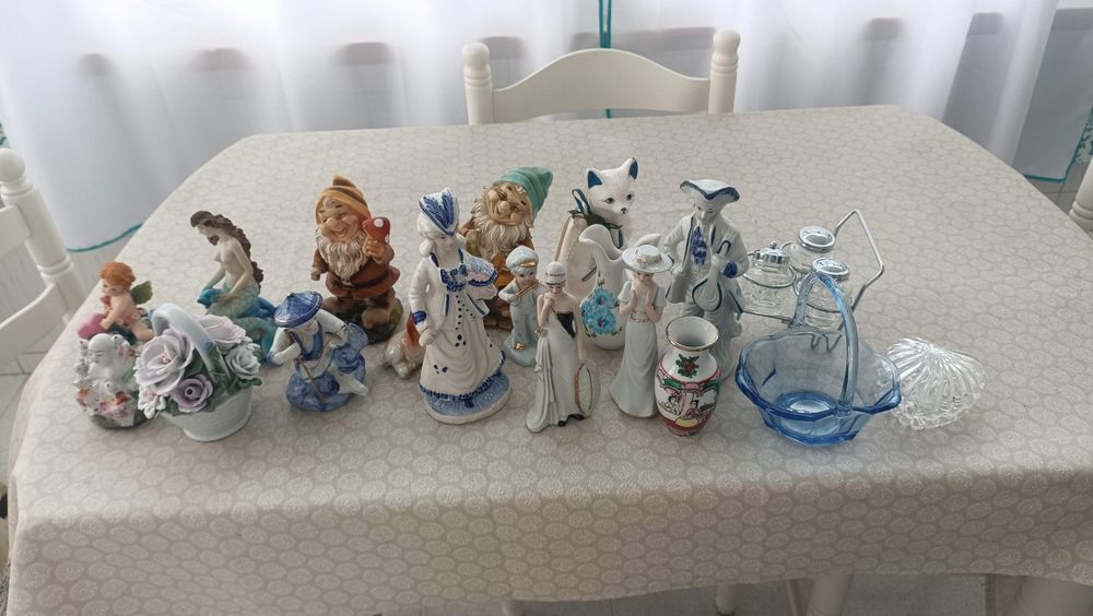 Biblos antigos em bom estado