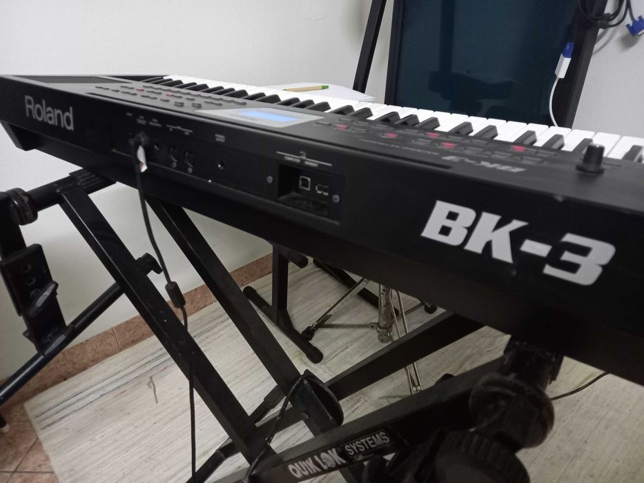 Vendo Roland Bk3