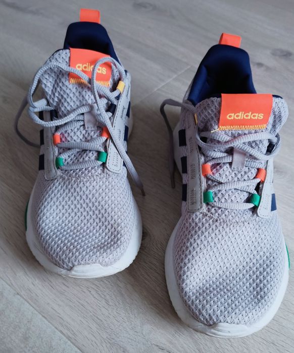 Buty adidas rozmiar 38,5 nr wkładki 23,5 cm.