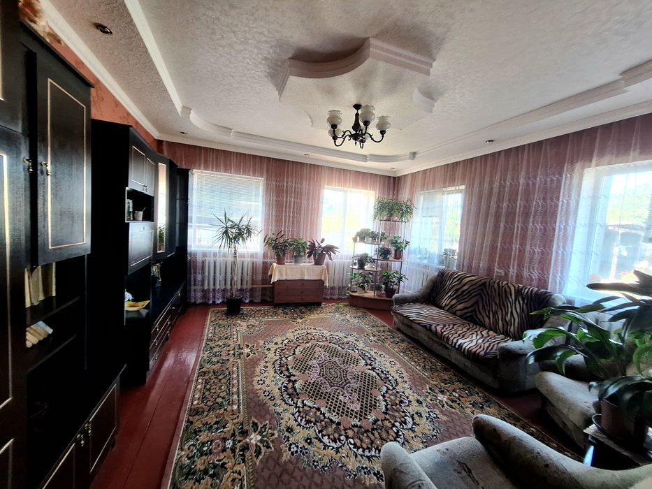Продам будинок 85,7 м² у Глухові, Червона Гірка, 10 соток