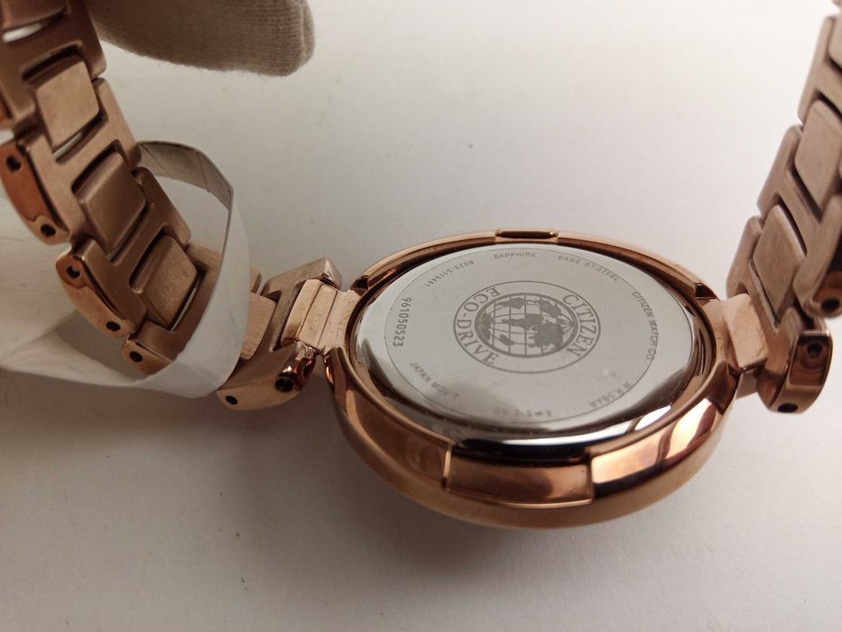 Шикарные женские часы с 52 бриллиантами Citizen EX1503-54A, сапфир, РРЦ $875