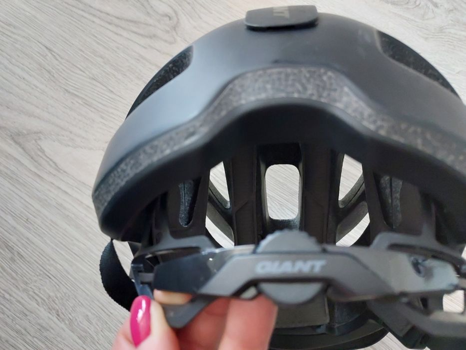 Kask na rower firmy GIANT