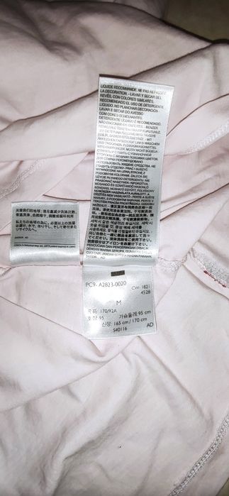 Koszulka męska  lekki róż firmy Levi's