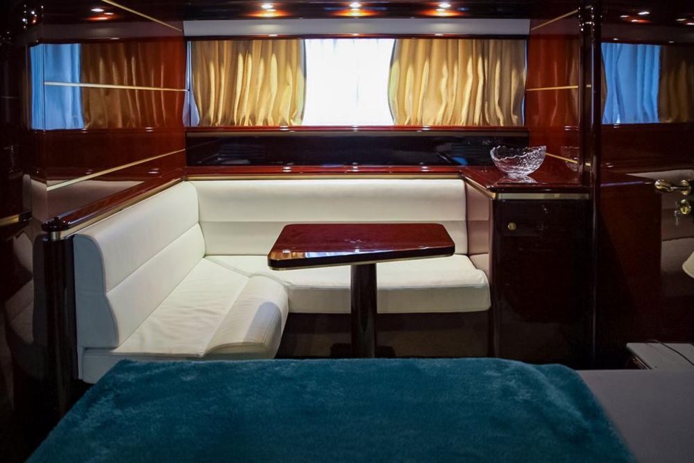 Astondoa Flibridge 66