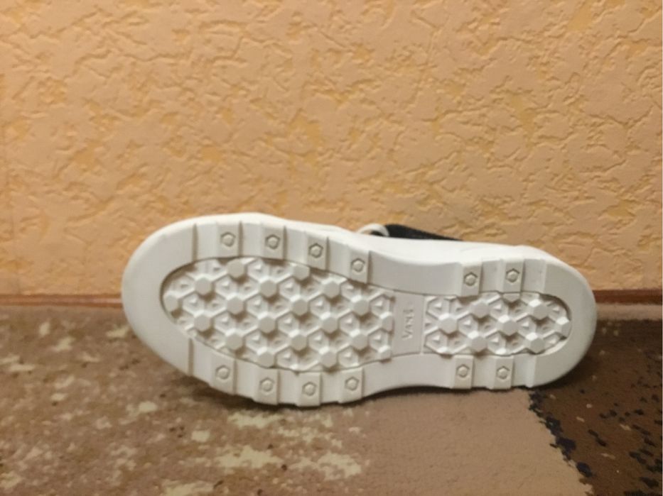 Жіночі кросівки Vans