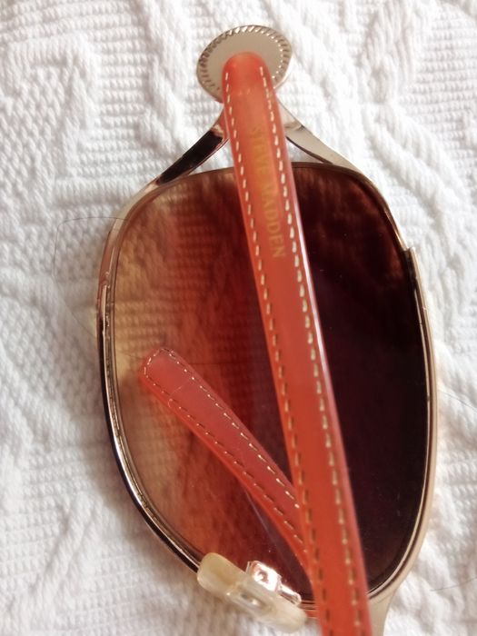 Фирменные  Steve  Madden солнцезащитные очки