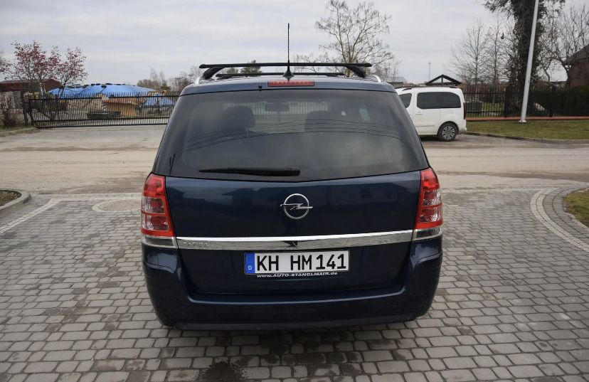 Opel Zafira 2011 1.8  ГБО