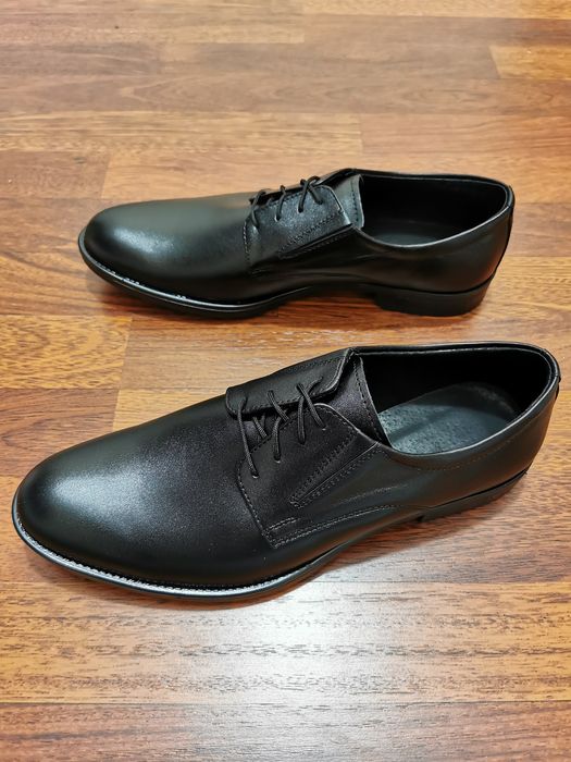 Eleganckie Wizytowe Skórzane Półbuty Męskie M 180 Czarne Tęgie