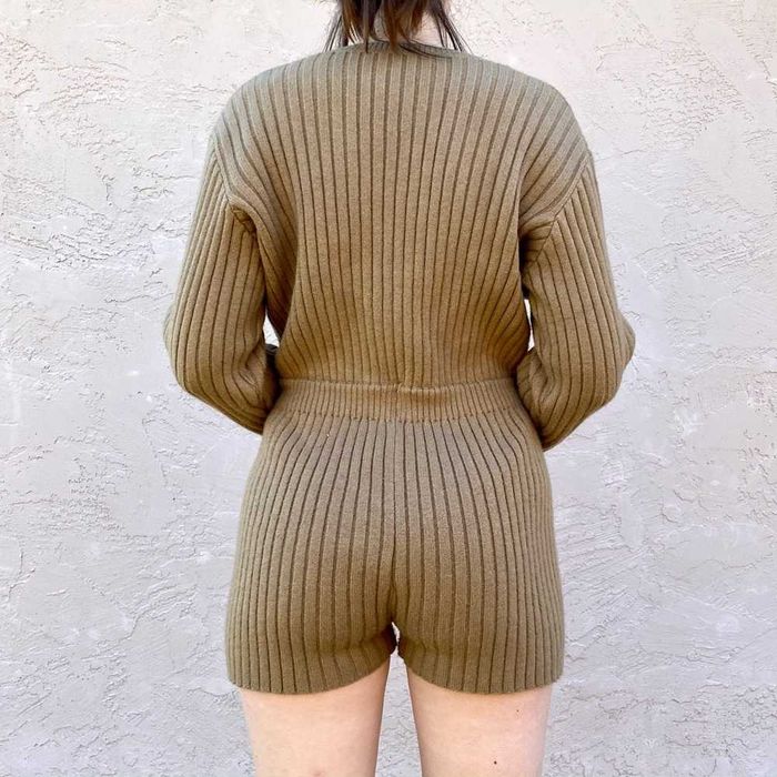 Жіночий короткий трикотажний комбінезон у рубчик ZARA розмір М