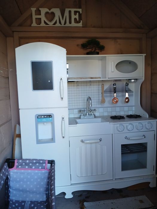 Domek ogrodowy dla dzieci