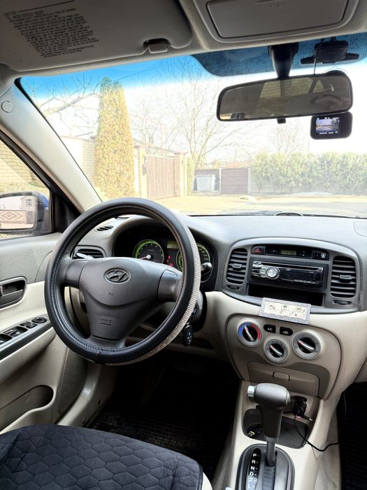 Hyundai Accent 2008 год на автомате !