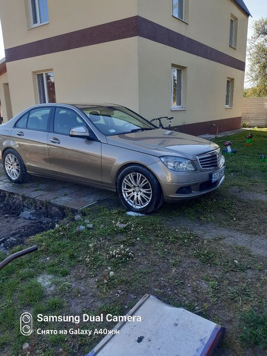 Mersedes w204 в хорошому техническом мостоянии