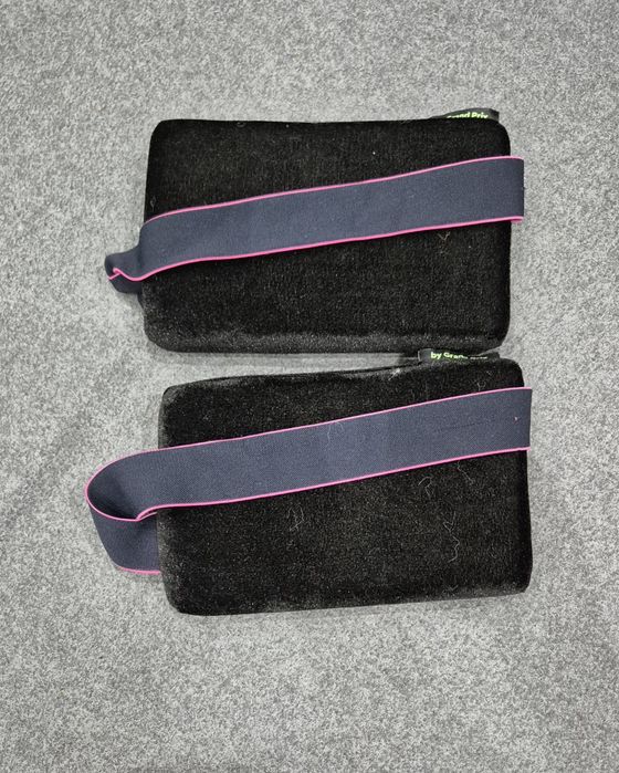 подушка для розтяжки фірми GRAND PRIX.