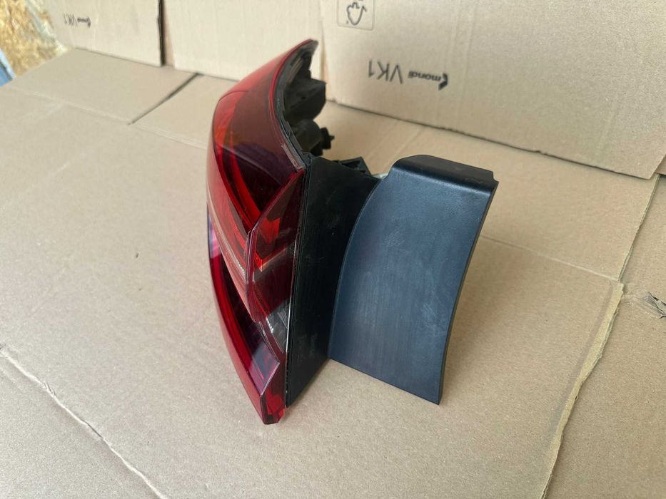 Renault Clio IV 4 19- HB Lampa Lewa tylnia tył cała orginał