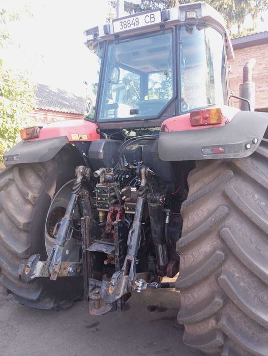 Massey Ferguson 8260