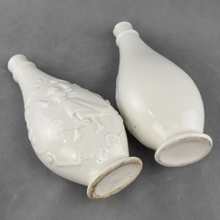 Par de Garrafas em porcelana