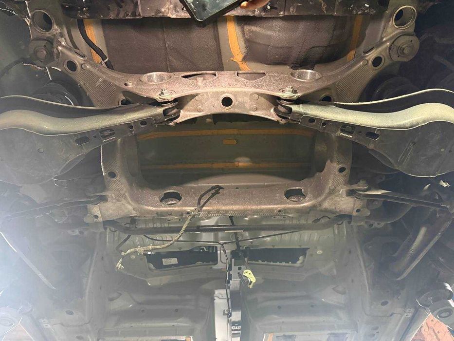 Підрамник задній балка підвіски Polestar 2 EV 32221945 оригінал