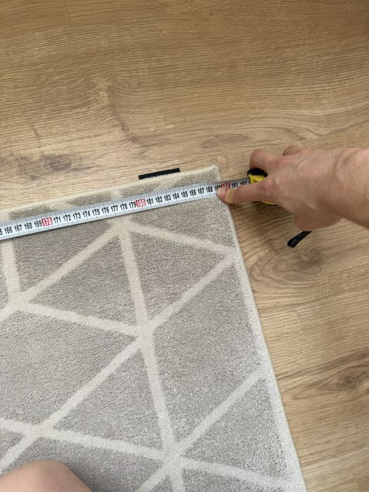 Tapete Laskasas 160x190cm (modelo Lines light grey)