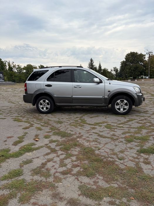 Kia Sorento 2.5 дизель, автомат  4х4