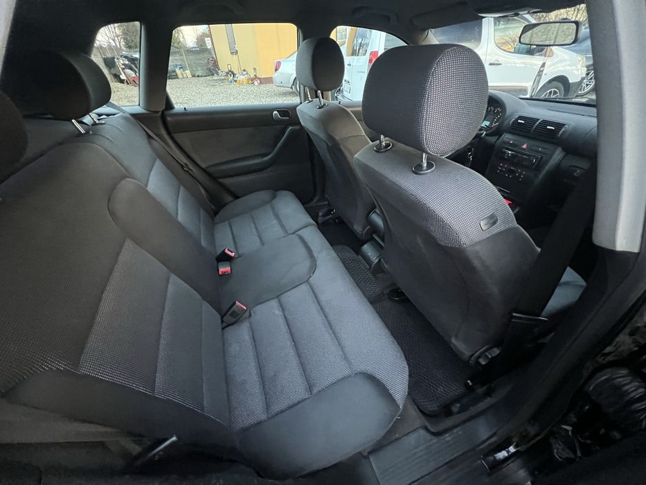 Автомат , машина обслужена в гарному стані як технічному так і візуаль