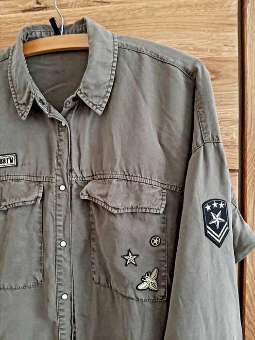 Stradivarius koszula khaki stylowa 38 40