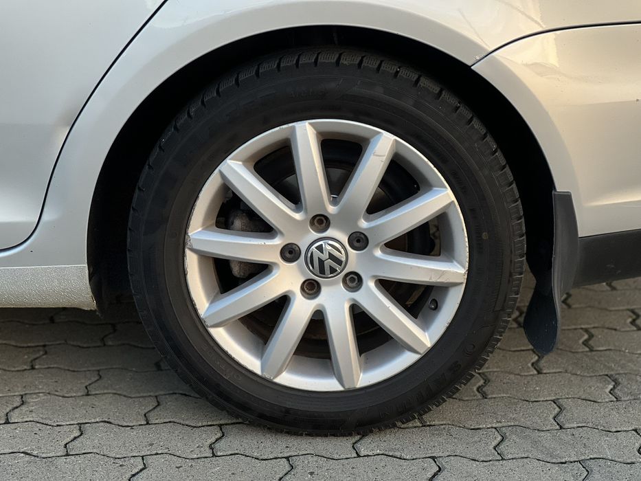 Машинка сімейна шустра