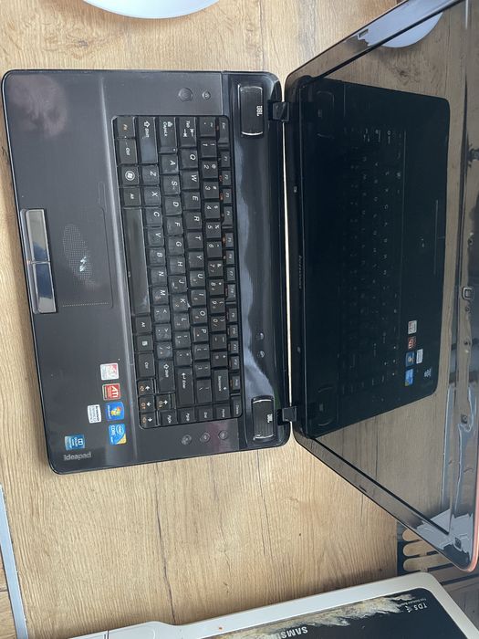 Lenovo y 560 uszkodzony