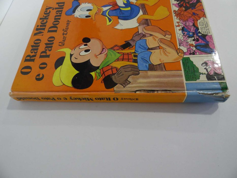 Livro O Rato Mickey e o Pato Donald da Walt Disney
