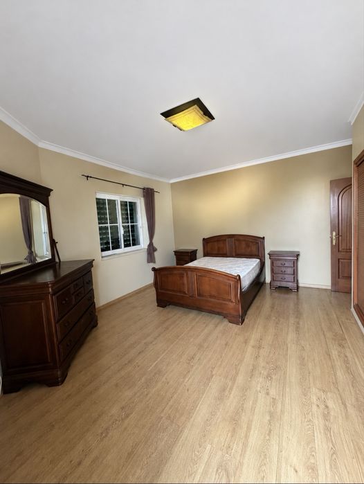 Quarto com casa de banho e varanda  Montijo