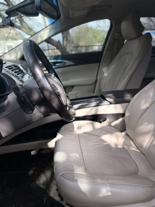 Гібрид LINCOLN MKZ 2017