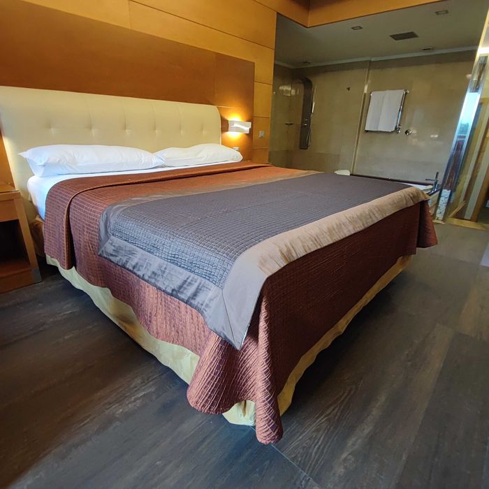 Colcha terracota como nova!