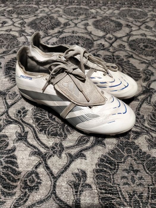 Korki piłkarskie adidas predator