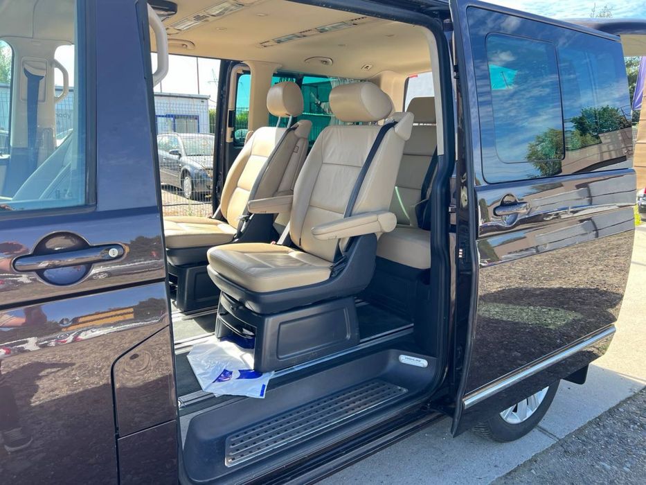 VW Multivan 2.0 BiTDI 180KM 4Motion DSG Legend Biała Skóra FULL