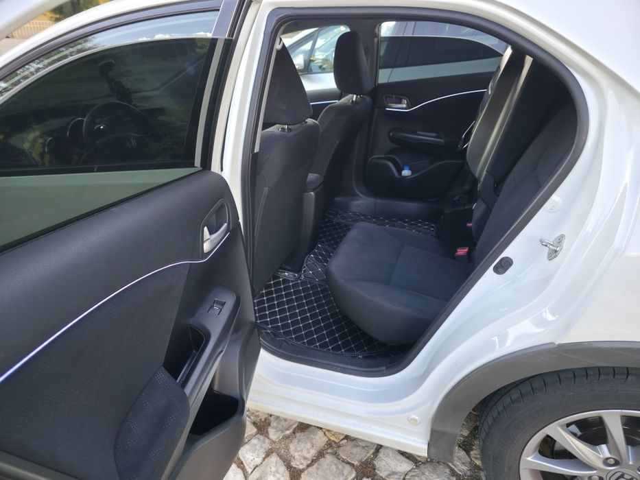 Honda Civic 1.4 i-VTEC Comfort | 95.000km | Fiabilidade Total