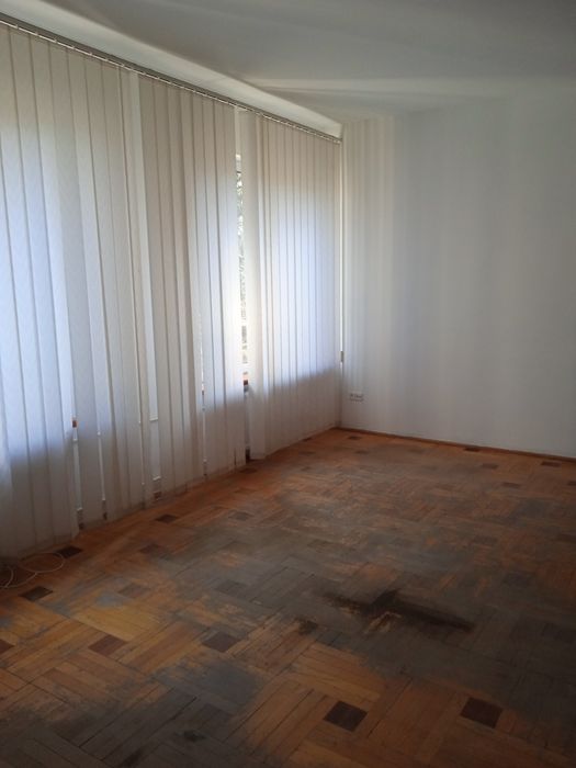 Офісні приміщення, виробничі приміщення