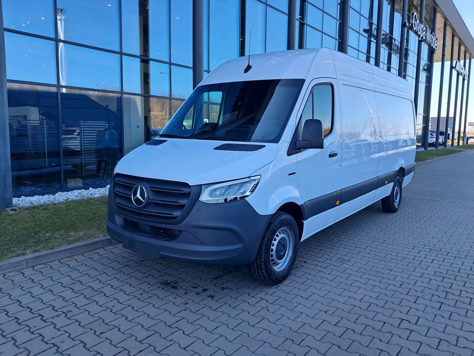 Mercedes-Benz eSprinter 314 Furgon PRO długi 4325 mm - 81 kWh  eSprinter 314 Furgon Pro Długi 4325 mm_LED_MBUX_LIFT - Zasięg 310 km