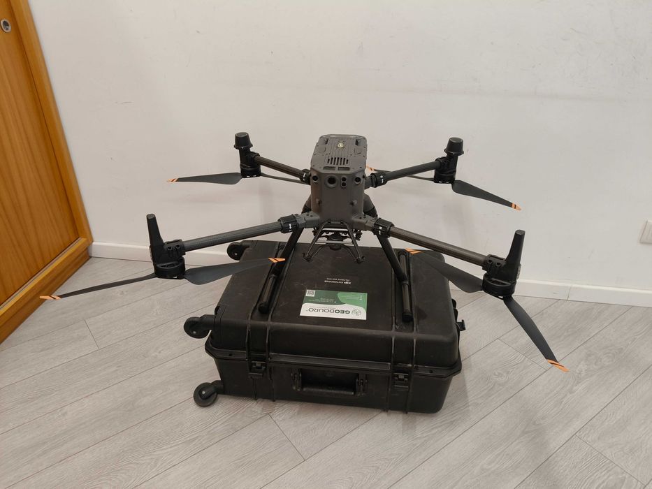 Drone - DJI Matrice 350 RTK + Zenmuse L2 | Solução LiDAR Profissional de Última Geração
