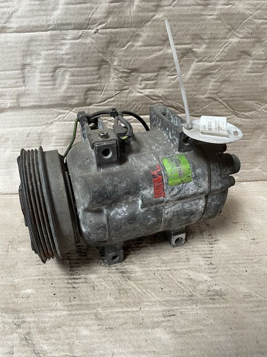 Компресор кондиціонера Passat B5 Audi A4B5 A6C5 8D0260805
