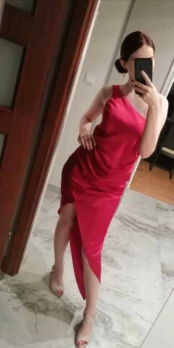 Ognista czerwień , asymetryczna ASOS 36